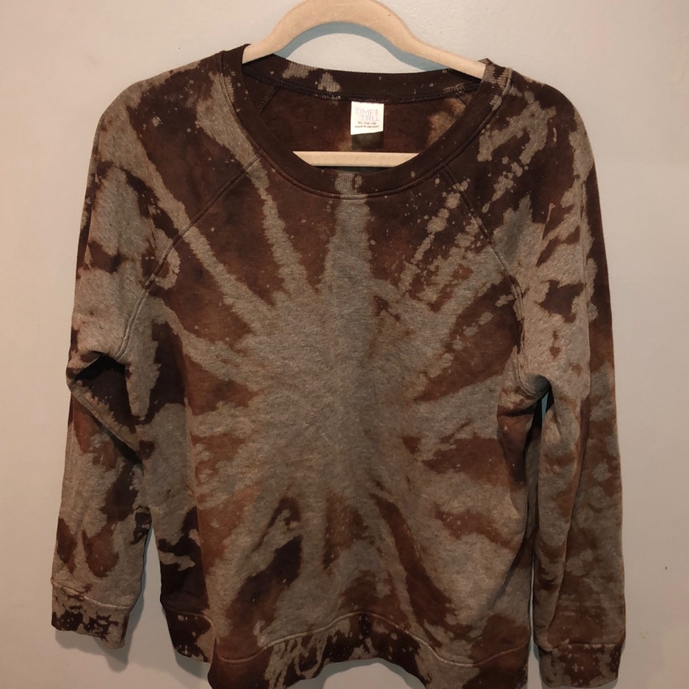 bleached crewneck❤️